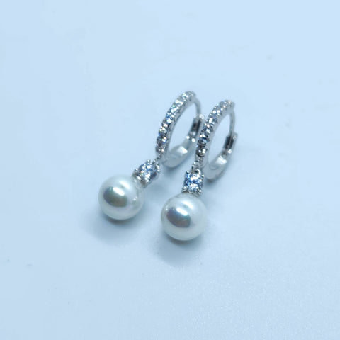 Pearl Drop Earring